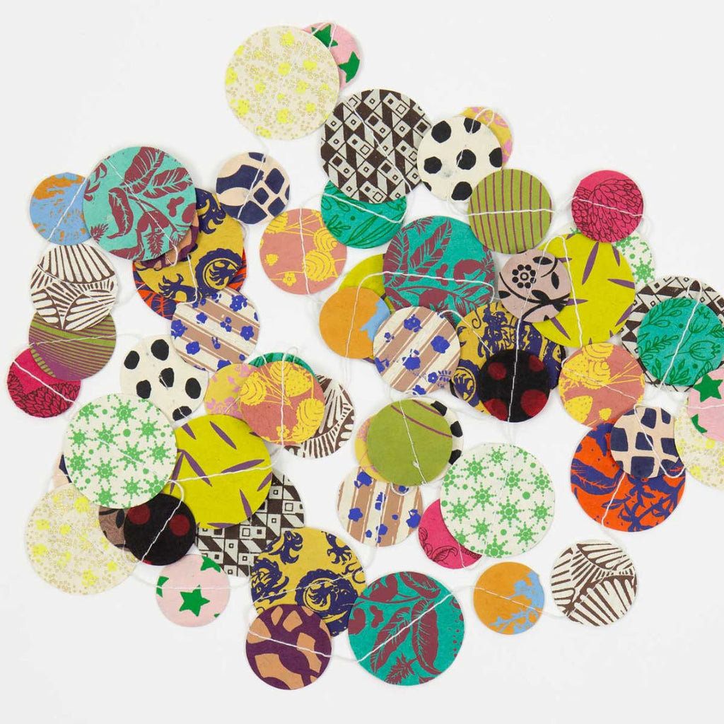 Dots-girlang-2